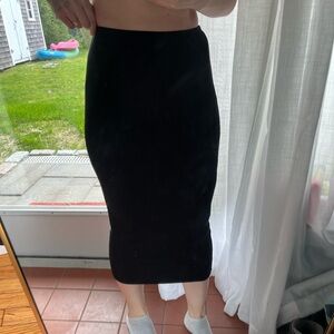 Forever 21 black pencil skirt, slightly stretchy, size small